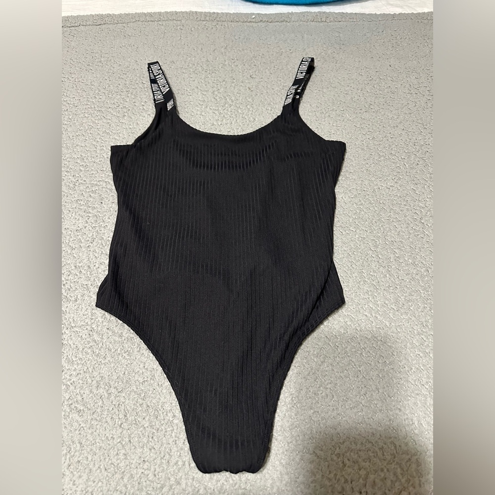 🍁🍁 🎉FINAL PRICE🎉Victoria's Secret Black Bodysuit Classic Design